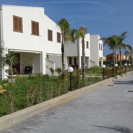 Barrio Blanco Campofelice Di Roccella
